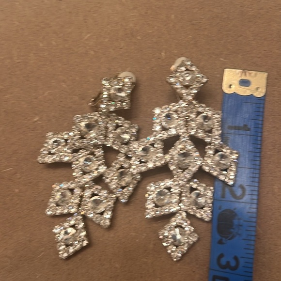 Vintage Old Hollywood Glamour Rhinestone Clip On Earrings NEVER WORN Silver - Picture 5 of 5